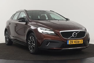 Volvo V40 Volvo V40 Cross Country 2.0 T4 Momentum | Automaat | Stoelverwarming |  Trekhaak | Camera | Full LED | Navigatie | Achterbankverwarming | Climate control - afbeelding nr 29