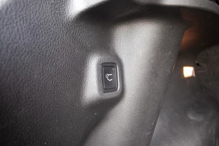 Jeep Compass Jeep Compass 4xe 240 Plug-in Hybrid Electric S - All-inrijklrprs | pano schuif-k dak - afbeelding nr 10