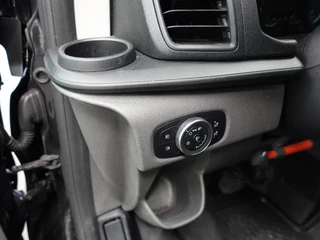 Ford Transit Custom Ford Transit Custom 300 2.0 TDCI L2H1 Trend Automaat Airco Navi Cruisecontrol Camera Parkeersensoren Trekhaak - afbeelding nr 12