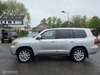 Toyota Land Cruiser Toyota LandCruiser V8 4.5 D-4D Executive 7p. - afbeelding nr 2