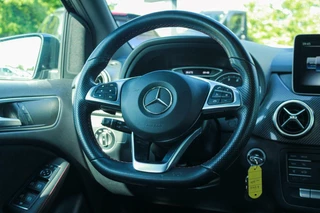 Mercedes-Benz B-Klasse Mercedes B-klasse 200 AMG|Pano|Camera|Alcantara - afbeelding nr 17