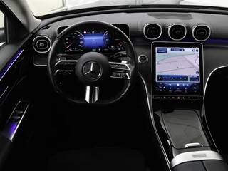 Mercedes-Benz C-Klasse Mercedes-Benz C-klasse 300e AMG Night | Adaptive cruise |  Stoelverwarming | Trekhaak | Carplay | Camera | Sfeerverlichting | Full LED - afbeelding nr 3