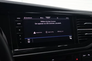Volkswagen Transporter Volkswagen Transporter 2.0 TDI L2H1 Bulli 204PK Automaat | 15dkm NAP | Carplay - afbeelding nr 18