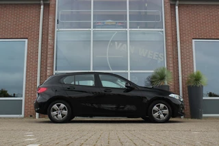BMW 1 Serie ➡️ BMW 1-serie 116d F40 Executive Edition | 1e eigenaar | NL Auto | DAB | LED | Carplay | PDC | Cruise-control | Climate control | Sportstuur | Mistlampen | 16 inch - afbeelding nr 6