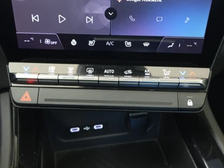Renault Austral Renault Austral E-Tech full hybrid 200PK iconic esprit Alpine / PANORAMADAK / 360 CAMERA / HARMAN KARDON / HEAD-UP / Carselexy - afbeelding nr 17