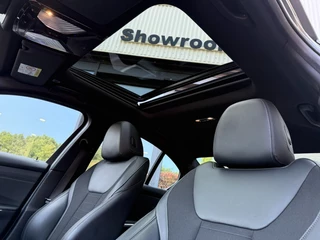 BMW 3 Serie BMW 3 Serie 320i SportLine,Schuifdak,Half leer,LED,Camera,Trekhk,NaviPro, - afbeelding nr 13