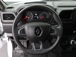 Renault Master Renault Master 2.3DCi 135PK L2H2 Work Edition | 2xSchuifdeur | Navigatie | Camera | 3-Persoons | Betimmering | Trekhaak - afbeelding nr 14