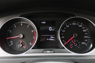 Volkswagen Golf Volkswagen Golf 1.0 TSI Edition Airco, Navigatie, Bluetooth, Elektrisch Pakket, USB/AUX, 15'' - afbeelding nr 4