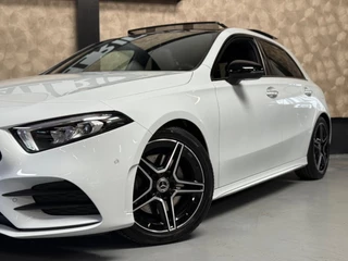 Mercedes-Benz A-Klasse Mercedes-Benz A-klasse 220 4MATIC Premium Plus AMG Night | Pano | Keyless | Sfeerverlichting | Memory seats - afbeelding nr 5