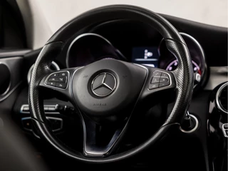 Mercedes-Benz C-Klasse 157Pk Automaat (SCHUIFDAK, NAVIGATIE, LEDER, STOELVERWARMING, SFEERVERLICHTING, ELEK SPORTSTOELEN, CRUISE, LED KOPLAMPEN, NIEUWE APK, NIEUWSTAAT) - afbeelding nr 18