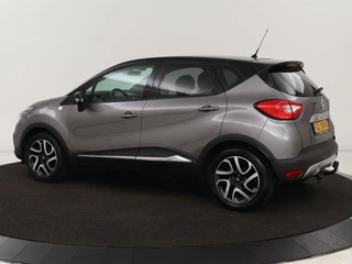 Renault Captur Renault Captur 0.9 TCe Helly Hansen | 1e eigenaar |  Stoelverwarming | Trekhaak | Camera | Navigatie | Keyless | Climate control | Cruise control | LED - afbeelding nr 2