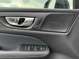Volvo V60 Volvo V60 2.0 T6 PHEV AWD Plus Dark|PANO|TREK|H&K|PILOT|CARPLAY - afbeelding nr 19