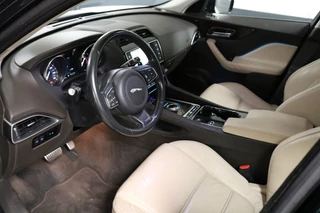 Jaguar F-PACE - afbeelding nr 16