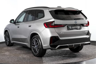 BMW X1 | M Sportpakket | Premium Pack | Dig. Cockpit | Adapt. Cruise | PDC | Camera | NAV + App. Connect | ECC | Elek. Klep | LM 18