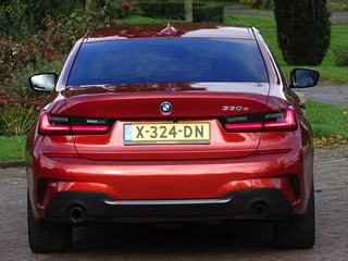 BMW 3 Serie BMW 3 Serie 330e 292PK M-perf. / BMW Individual / 2021 / LED - afbeelding nr 61