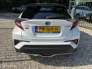 Toyota C-HR Toyota C-HR 1.8 Hybrid Bi-Tone Plus,BTW auto,Clima,Navi,Camera - afbeelding nr 6