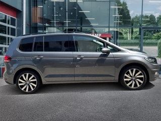 Volkswagen Touran Volkswagen Touran 1.4 TSI DSG COMFORTLINE 7P TREKHAAK/NAVI/CARPLAY/ACC/PDC - afbeelding nr 4