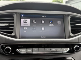 Hyundai IONIQ Hyundai IONIQ Premium EV Navi,Leder,Dodehoek,Schuifdak,Camera,Clima,Cruise,Stoelverwarming V+A,Stuurverwarming,Pdc V+A,Nieuwe Apk bij Aflevering - afbeelding nr 13