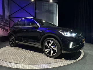 Volkswagen T-Roc Volkswagen T-ROC 1.5 TSI R-Line Business *Keyless*Elec.achterklep*Camera*Winterpack* - afbeelding nr 32