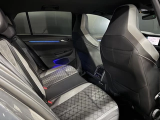 Volkswagen Golf Volkswagen Golf 1.0 eTSI DSG R-Line, Navi, Apple Carplay, Cam, ACC, Target Blue Eye, PDC, Private Glas, Voll Led - afbeelding nr 21