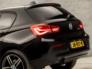 BMW 1 Serie Automaat (NAVIGATIE, CLIMATE, M SPORT STUUR, GETINT GLAS, SPORTSTOELEN, PARKEERSENSOREN, CRUISE, LED KOPLAMPEN, TREKHAAK, NIEUWE APK, NIEUWSTAAT) - afbeelding nr 11