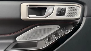 Ford Explorer Ford Explorer 3.0 V6 EB PHEV ST-LINE / SMOKE PACK / TREKHAAK / RODE REMKLAUWEN - afbeelding nr 8