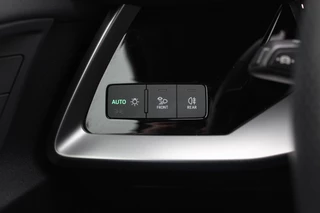 Audi A3 Audi A3 Sportback 30 TFSI S edition 32.429 km! / Virtual Cockpit / Apple CarPlay / Full LED / 17'' / Navigatie / Half leder / Parkeerhulp achter / ACC - afbeelding nr 30