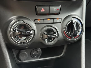 Peugeot 2008 Peugeot 2008 1.2 PureTech Blue Lion Pano,Navi,Pdc,110pk,Airco,Cruise,Lm velgen,4 Nieuwe Banden,Apk tot 07-2026 - afbeelding nr 16