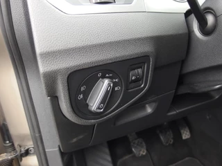 Volkswagen Golf Sportsvan STOELVERW / CLIMA / PDC / ELEK RAMEN / HOGE INSTAP! - afbeelding nr 20