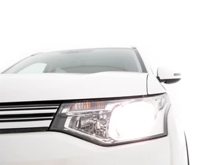 Mitsubishi Outlander Mitsubishi Outlander 2.0 PHEV Business Edition X-Line AWD Aut. *NAVI-FULLMAP | LEATHER-FABRIC | COMFORT-SEATS | CAMERA | ECC | KEYLESS | SHIFT-PADDLES | TOWBAR | 16