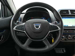 Dacia Spring (INCL-BTW) Aut. *NAVI-FULLMAP | FULL-LEATHER | COMFORT-SEATS | CAMERA | DAB+ | CCS-FASTLOADER | AIRCO | PDC | CRUISE | 14''ALU* - afbeelding nr 17