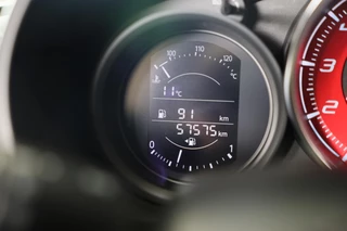 Fiat 124 Spider Fiat 124 Spider 1.4 MultiAir Turbo Abarth / 170 Pk / AUT / Navi / Airco / Elek Pakket / Cruise Control / Led / Pdc / 17 Inch - afbeelding nr 8