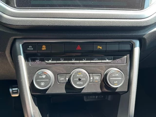 Volkswagen T-Roc Volkswagen T-Roc 1.0 TSI | Camera | CarPlay | Dode Hoek Detectie | Elektirsche Achterklep | Dealer Onderhouden | - afbeelding nr 11
