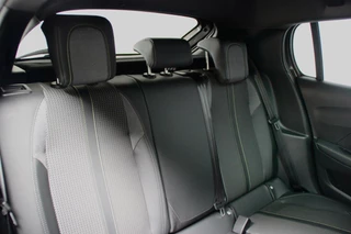 Peugeot 208 Peugeot 208 1.2 PureTech GT Automaat | Pano-dak | CarPlay | Virtual 3D | 360 Camera | Keyless | Sfeer | LED | PDC | - afbeelding nr 12