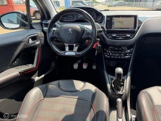 Peugeot 208 Peugeot 208 110pk 1.2 GT-line , 5 deurs Navigatie en Camera achter , Parkeerhulp achter ,  Ramen & spiegels eclectisch ,  Sport Velgen , Rode GT Line accenten , Chrome uitlaat sierstuk - afbeelding nr 18