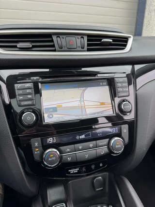 Nissan QASHQAI Nissan Qashqai 1.2 Connect Edition Pano/Camera/Cruise/Trekh/Climate/NLauto - afbeelding nr 12