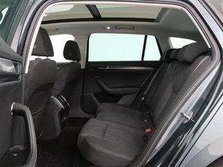 Škoda Superb Skoda Superb 1.4 TSI iV Business Edition Plus | Panoramadak |  Virtual Cockpit | Stoelverwarming | Camera | Carplay | Full LED | Memory | Navigatie | Parkeerhulp - afbeelding nr 6