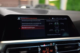 BMW 3 Serie BMW 3-serie 330i M-Sport Individual - Nappaleer - 360 Camera - Adaptive Cruise Control - Stuurverwarming - Keyless Entry - Schuifd - afbeelding nr 58