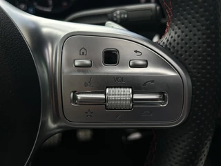 Mercedes-Benz A-Klasse Mercedes-Benz A-Klasse 180 Business Solution AMG | Panoramadak | Trekhaak | Night pakket - afbeelding nr 25