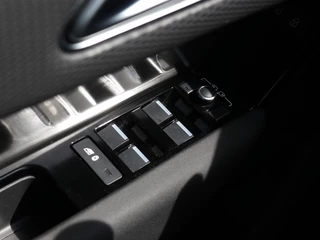 Land Rover Range Rover Velar Land Rover Range Rover Velar 2.0 P400e I Leder I Navi I Keyless I Camera - afbeelding nr 15
