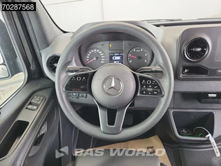 Mercedes-Benz Sprinter Mercedes Sprinter 317 CDI Automaat L3H2 170PK Airco Camera Parkeersensoren MBUX CarPlay Euro6 L3 15m3 Airco - afbeelding nr 17