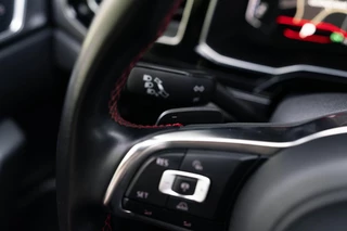 Volkswagen Polo Volkswagen Polo 2.0 TSI GTI Pano DSG Beats ACC Stoelverw - afbeelding nr 14