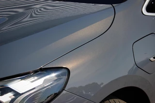 BMW 2 Serie BMW 2-serie Active Tourer 225e xDrive Luxury Line // Copper Grey Metallic - Elek. Panoramadak - Harman Kardon - Houtafwerking - Sensatec - Camera - Stoelverwarming - afbeelding nr 9