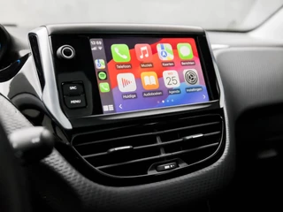 Peugeot 2008 Vol Automaat (PANORAMADAK, APPLE CARPLAY, NAVIGATIE, CAMERA, LEDER, STOELVERWARMING, SPORTSTOELEN, XENON, CLIMATE, CRUISE, NIEUWSTAAT) - afbeelding nr 9