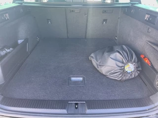 Volkswagen Passat Volkswagen Passat 1.4TSI Hybrid GTE R-Line Leder IQ-light Navi ADCR Camera HEAD 18 - afbeelding nr 20