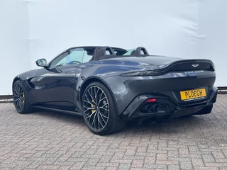 Aston Martin V8 Vantage Aston Martin V8 Vantage Roadster 4.0 360° Leer Sportzetels 21 Inch Xenon-Grey 10.487KM! - afbeelding nr 3