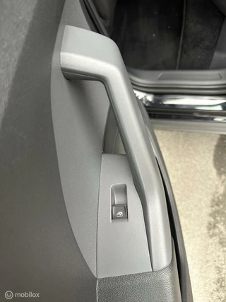 Volkswagen T-Cross Volkswagen T-Cross 1.0 TSI 116 PK! Style CARPLAY*CLIMA*PDC - afbeelding nr 23