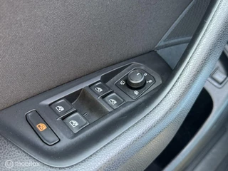 Volkswagen Passat Volkswagen Passat 1.4 TSI GTE DSG HEAD-UP/PDC/NAVI/AIRCO/LED - afbeelding nr 18
