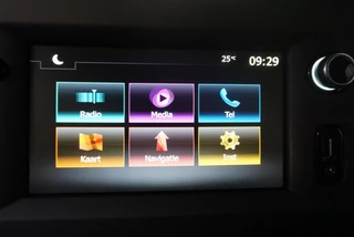Renault Master Renault Master T33 2.3 dCi 135PK L2H2 Work Edition Airco Cruise Control Camera Navi PDCA Trekhaak - afbeelding nr 9