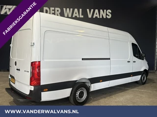 Mercedes-Benz Sprinter Mercedes-Benz Sprinter 317 CDI 170pk L3H2 Fabrieksgarantie Euro6 # Airco | Camera | Apple Carplay | Cruisecontrol Android Auto, Parkeersensoren, Stoelverwarming, Bijrijdersbank - afbeelding nr 15